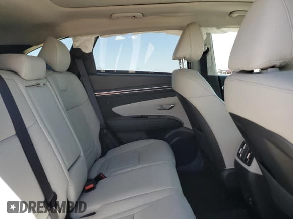 ✅ 2022 Hyundai Tucson Limited • VIN: 5NMJECAE5NH114326 • Lot: 68409564. Wystawiony na Copart z przebiegiem 22 422 mil. Bezpłatny archiwum sprzedaży aukcyjnych z USA i szczegółowy raport historii pojazdu na DreamBid. Zdjęcie 11.