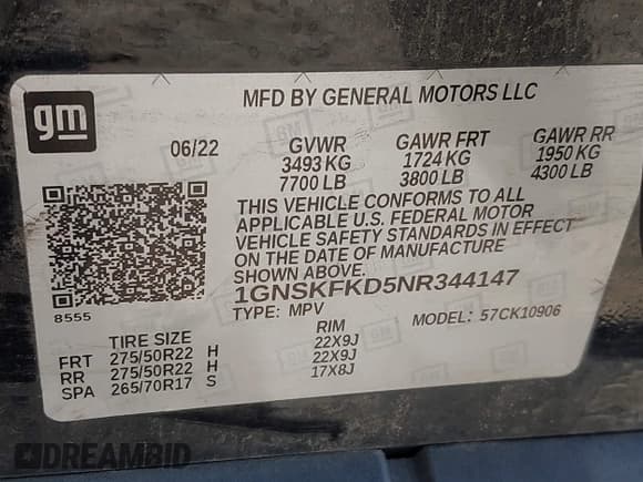 ✅ 2022 Chevrolet Suburban Premier • VIN: 1GNSKFKD5NR344147 • Lot: 41358509. Wystawiony na IAAI z przebiegiem 41 046 mil. Bezpłatny archiwum sprzedaży aukcyjnych z USA i szczegółowy raport historii pojazdu na DreamBid. Zdjęcie 9.