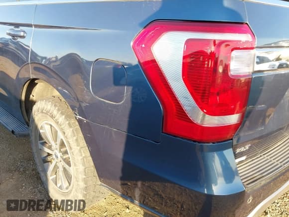 ✅ 2018 Ford Expedition XLT • VIN: 1FMJU1HT1JEA23932 • Lot: 43918903. Listed on IAAI with 177,937 mi. Free auction sales archive from the USA and detailed vehicle history report at DreamBid. Image 10.