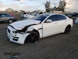 ✅ 2017 Jaguar XE 25t Premium • VIN: SAJAD4BG6HA965141 • Лот: 42432413. Опубликован ранее на Copart с пробегом 96 458 миль. Бесплатный доступ к архиву аукционных продаж из США и подробный отчёт об истории автомобиля на DreamBid. Изображение 1.