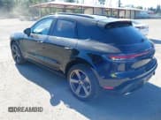 ✅ 2022 Porsche Macan • VIN: WP1AA2A53NLB06518 • Lot: 42808593. Listed on IAAI with 34,996 mi. Free auction sales archive from the USA and detailed vehicle history report at DreamBid. Image 3.