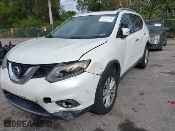 ✅ 2015 Nissan Rogue SL • VIN: 5N1AT2MV6FC771465 • Lot: 41599412. Listed on IAAI with 117,193 mi. Free auction sales archive from the USA and detailed vehicle history report at DreamBid. Image 12.