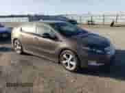 2015 Chevrolet Volt z VIN 1G1RD6E44FU121506, wystawiony jako Copart lot #46062524 z przebiegiem 81 026 mil mil oraz . Historia ofert i sprzedaży dostępna na DreamBid. Obrazek 4.