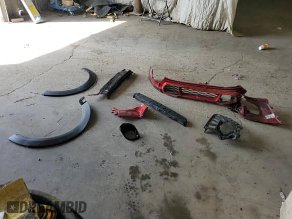 2015 MINI Hardtop S with VIN WMWXP7C59F2C60260, listed as a Copart auction lot 57678335 with 71,077 mi miles and Salvage title. Bid and sale history available at DreamBid. Image 12.