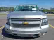 2014 Chevrolet Suburban LT z VIN 1GNSCJE0XER124222, wystawiony jako IAAI lot #41994798 z przebiegiem 268 836 mil mil oraz . Historia ofert i sprzedaży dostępna na DreamBid. Obrazek 12.