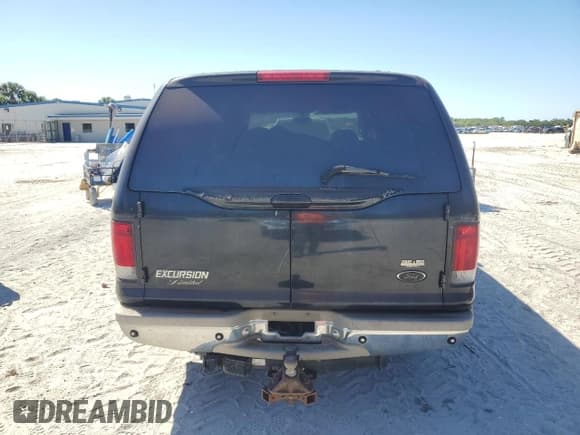 ✅ 2000 Ford Excursion Limited • VIN: 1FMNU42S1YEC77671 • Lot: 49357595. Wystawiony na Copart z przebiegiem 237 042 mil. Bezpłatny archiwum sprzedaży aukcyjnych z USA i szczegółowy raport historii pojazdu na DreamBid. Zdjęcie 6.