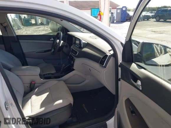 ✅ 2019 Hyundai Tucson Value • VIN: KM8J33A49KU874451 • Лот: 43497857. Опубликован ранее на IAAI с пробегом 94 710 миль. Бесплатный доступ к архиву аукционных продаж из США и подробный отчёт об истории автомобиля на DreamBid. Изображение 5.