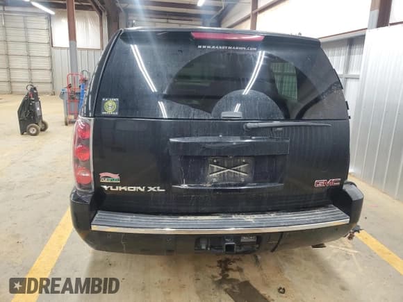 ✅ 2012 GMC Yukon XL Denali • VIN: 1GKS2MEF8CR217386 • Lot: 90392865. Wystawiony na Copart z przebiegiem 146 783 mil. Bezpłatny archiwum sprzedaży aukcyjnych z USA i szczegółowy raport historii pojazdu na DreamBid. Zdjęcie 6.