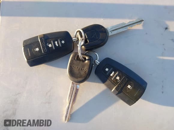 ✅ 2002 Mitsubishi Montero Sport XLS • VIN: JA4MT31R92J045453 • Lot: 43454081. Wystawiony na IAAI z przebiegiem 175 577 mil. Bezpłatny archiwum sprzedaży aukcyjnych z USA i szczegółowy raport historii pojazdu na DreamBid. Zdjęcie 11.