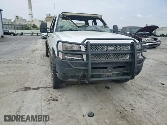 ✅ 2004 Chevrolet Silverado 1500 LS • VIN: 2GCEK13T441401170 • Lot: 67184465. Wystawiony na Copart z przebiegiem Nie podano. Bezpłatny archiwum sprzedaży aukcyjnych z USA i szczegółowy raport historii pojazdu na DreamBid. Zdjęcie 13.