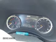 ✅ 2024 Toyota Highlander LE • VIN: 5TDKDRBHXRS536548 • Lot: 42390188. Wystawiony na IAAI z przebiegiem 27 406 mil. Bezpłatny archiwum sprzedaży aukcyjnych z USA i szczegółowy raport historii pojazdu na DreamBid. Zdjęcie 7.