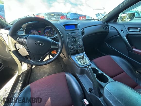 ✅ 2012 Hyundai Genesis Coupe Premium • VIN: KMHHT6KD3CU072879 • Lot: 93135215. Listed on Copart with 154,515 mi. Free auction sales archive from the USA and detailed vehicle history report at DreamBid. Image 9.