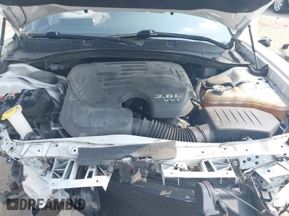 ✅ 2020 Dodge Charger GT • VIN: 2C3CDXHG7LH228819 • Lot: 42940295. Wystawiony na IAAI z przebiegiem 90 073 mil. Bezpłatny archiwum sprzedaży aukcyjnych z USA i szczegółowy raport historii pojazdu na DreamBid. Zdjęcie 10.