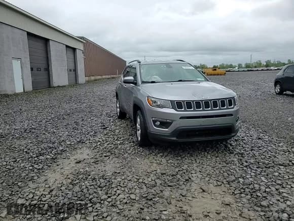 ✅ 2019 Jeep Compass Latitude • VIN: 3C4NJDBB9KT601535 • Lot: 58343345. Wystawiony na Copart z przebiegiem 50 346 mil. Bezpłatny archiwum sprzedaży aukcyjnych z USA i szczegółowy raport historii pojazdu na DreamBid. Zdjęcie 15.