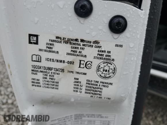 ✅ 2006 Chevrolet Silverado 1500HD LT2 • VIN: 1GCGK13U86F134726 • Лот: 93212235. Опубликован ранее на Copart с пробегом 39 299 миль. Бесплатный доступ к архиву аукционных продаж из США и подробный отчёт об истории автомобиля на DreamBid. Изображение 12.