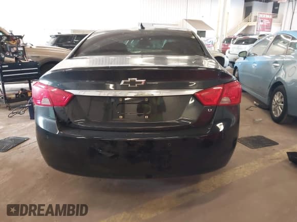 ✅ 2015 Chevrolet Impala LT • VIN: 1G1115SL2FU120009 • Лот: 41885579. Опубликован ранее на IAAI с пробегом 124 190 миль. Бесплатный доступ к архиву аукционных продаж из США и подробный отчёт об истории автомобиля на DreamBid. Изображение 16.