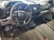 ✅ 2016 Ford F-150 XL • VIN: 1FTMF1E8XGFA81195 • Lot: 86632435. Wystawiony na Copart z przebiegiem 85 162 mil. Bezpłatny archiwum sprzedaży aukcyjnych z USA i szczegółowy raport historii pojazdu na DreamBid. Zdjęcie 8.