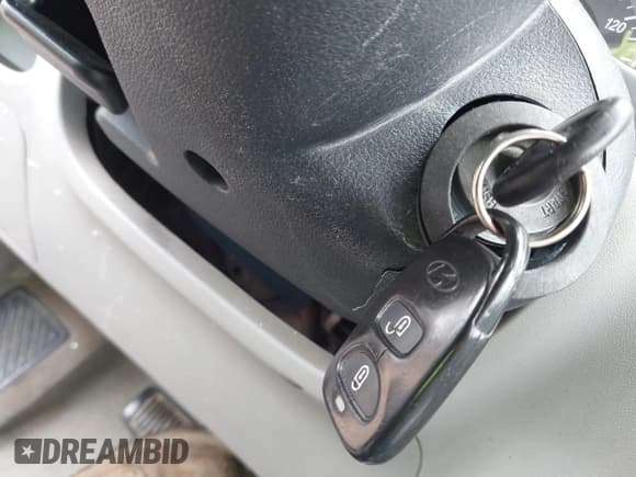 ✅ 2006 Hyundai Accent GLS • VIN: KMHCN46C76U038040 • Лот: 42220455. Опубликован ранее на IAAI с пробегом 140 413 миль. Бесплатный доступ к архиву аукционных продаж из США и подробный отчёт об истории автомобиля на DreamBid. Изображение 11.