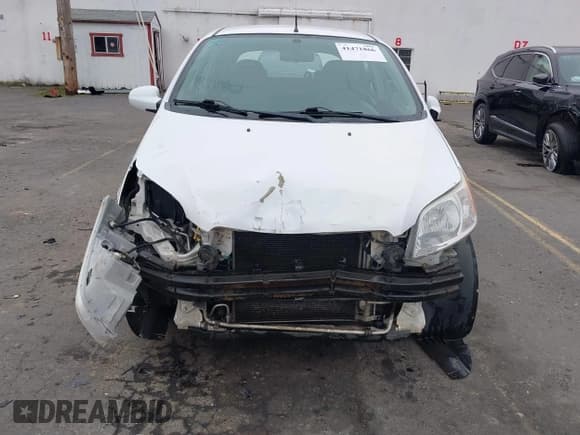 ✅ 2011 Chevrolet Aveo 1LT • VIN: KL1TD6DE7BB148719 • Lot: 41471866. Wystawiony na IAAI z przebiegiem 122 836 mil. Bezpłatny archiwum sprzedaży aukcyjnych z USA i szczegółowy raport historii pojazdu na DreamBid. Zdjęcie 6.