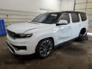 ✅ 2022 Jeep Grand Wagoneer Series III • VIN: 1C4SJVGJ0NS101598 • Лот: 59864815. Опубликован ранее на Copart с пробегом 70 870 миль. Бесплатный доступ к архиву аукционных продаж из США и подробный отчёт об истории автомобиля на DreamBid. Изображение 1.