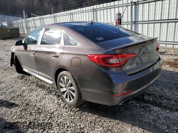 ✅ 2015 Hyundai Sonata Sport • VIN: 5NPE34AF2FH241318 • Lot: 37664753. Listed on Copart with 64,620 mi. Free auction sales archive from the USA and detailed vehicle history report at DreamBid. Image 2.