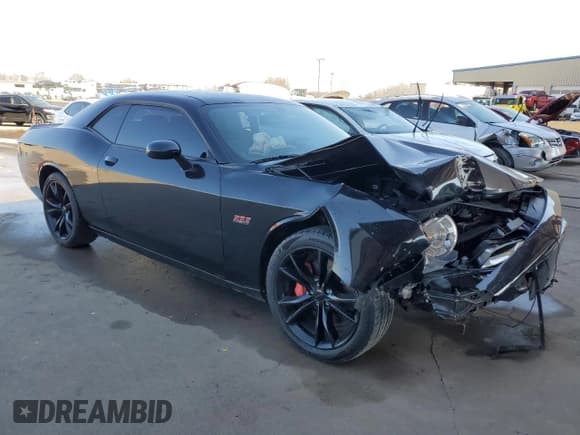 ✅ 2012 Dodge Challenger SRT-8 392 • VIN: 2C3CDYCJ8CH137762 • Lot: 45480925. Wystawiony na Copart z przebiegiem 85 383 mil. Bezpłatny archiwum sprzedaży aukcyjnych z USA i szczegółowy raport historii pojazdu na DreamBid. Zdjęcie 4.