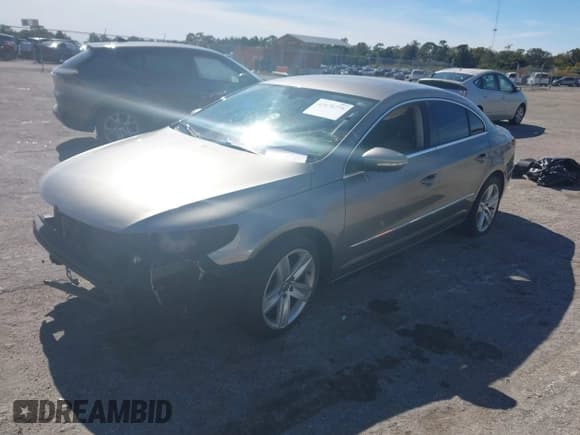 ✅ 2013 Volkswagen CC R-Line • VIN: WVWBN7AN1DE531990 • Lot: 43676775. Wystawiony na IAAI z przebiegiem 228 715 mil. Bezpłatny archiwum sprzedaży aukcyjnych z USA i szczegółowy raport historii pojazdu na DreamBid. Zdjęcie 2.