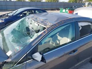 ✅ 2019 Hyundai Sonata SE • VIN: 5NPE24AF3KH807063 • Лот: 43187259. Опубликован ранее на IAAI с пробегом 53 216 миль. Бесплатный доступ к архиву аукционных продаж из США и подробный отчёт об истории автомобиля на DreamBid. Изображение 6.