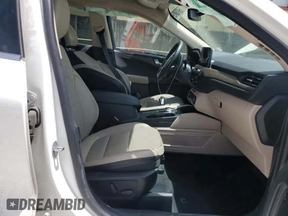 ✅ 2020 Ford Escape Titanium Hybrid • VIN: 1FMCU9DZ0LUB95931 • Лот: 59876815. Опубликован ранее на Copart с пробегом 67 932 миль. Бесплатный доступ к архиву аукционных продаж из США и подробный отчёт об истории автомобиля на DreamBid. Изображение 7.