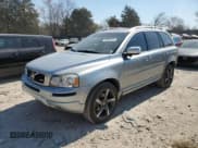 ✅ 2013 Volvo XC90 R-Design • VIN: YV4952CF4D1644084 • Lot: 50956445. Listed on Copart with 197,233 mi. Free auction sales archive from the USA and detailed vehicle history report at DreamBid. Image 1.