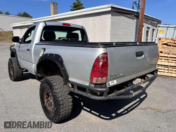 ✅ 2008 Toyota Tacoma • VIN: 5TEPX42N38Z587316 • Lot: 80750725. Wystawiony na Copart z przebiegiem 179 964 mil. Bezpłatny archiwum sprzedaży aukcyjnych z USA i szczegółowy raport historii pojazdu na DreamBid. Zdjęcie 3.