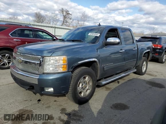 ✅ 2008 Chevrolet Silverado 1500 LTZ • VIN: 2GCEK13M381238820 • Лот: 92684945. Опубликован ранее на Copart с пробегом 171 446 миль. Бесплатный доступ к архиву аукционных продаж из США и подробный отчёт об истории автомобиля на DreamBid. Изображение 1.