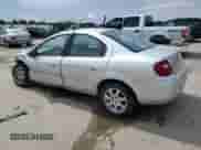 2005 Dodge Neon SXT z VIN 1B3ES56C15D149212, wystawiony jako Copart lot #56222775 z przebiegiem 112 383 mil mil oraz Szkoda całkowita • Salvage title. Historia ofert i sprzedaży dostępna na DreamBid. Obrazek 2.