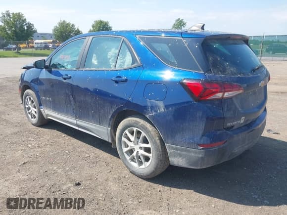 ✅ 2022 Chevrolet Equinox LS • VIN: 3GNAXSEV8NS152440 • Lot: 42458916. Listed on IAAI with 26,735 mi. Free auction sales archive from the USA and detailed vehicle history report at DreamBid. Image 3.