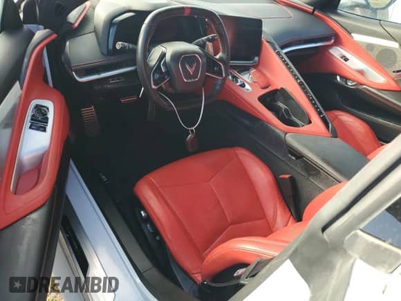 2021 Chevrolet Corvette 2LT с VIN 1G1YB2D45M5111568, выставлен на аукционе Copart как лот 76882884 с пробегом 10 362 миль миль и Списание • Salvage title. История ставок и продаж доступна на DreamBid. Изображение 8.