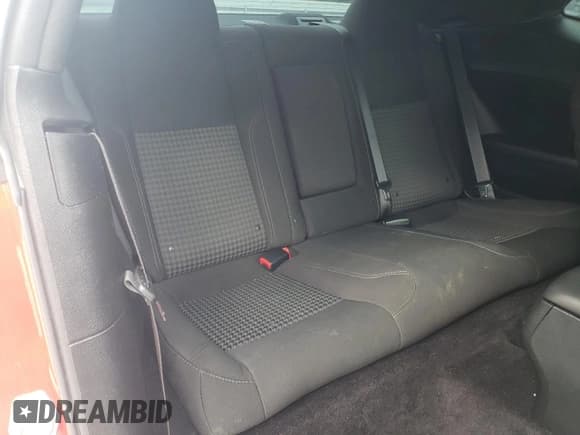 ✅ 2017 Dodge Challenger R/T • VIN: 2C3CDZBT9HH639549 • Lot: 61154594. Wystawiony na Copart z przebiegiem 92 751 mil. Bezpłatny archiwum sprzedaży aukcyjnych z USA i szczegółowy raport historii pojazdu na DreamBid. Zdjęcie 10.