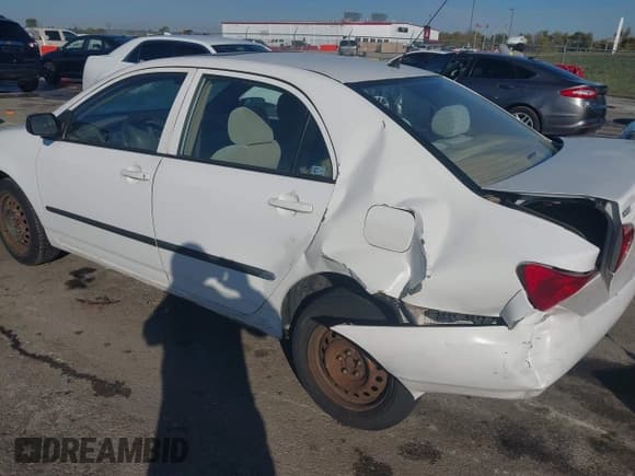 ✅ 2004 Toyota Corolla CE • VIN: 1NXBR32EX4Z328349 • Лот: 43581870. Опубликован ранее на IAAI с пробегом 101 870 миль. Бесплатный доступ к архиву аукционных продаж из США и подробный отчёт об истории автомобиля на DreamBid. Изображение 17.