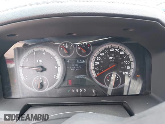 ✅ 2010 Dodge 1500 Laramie • VIN: 1D7RV1GT8AS186672 • Lot: 41456072. Wystawiony na IAAI z przebiegiem 207 659 mil. Bezpłatny archiwum sprzedaży aukcyjnych z USA i szczegółowy raport historii pojazdu na DreamBid. Zdjęcie 7.