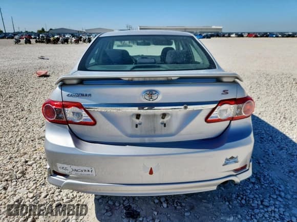 ✅ 2012 Toyota Corolla S • VIN: 5YFBU4EE2CP056489 • Lot: 90752825. Listed on Copart with 130,083 mi. Free auction sales archive from the USA and detailed vehicle history report at DreamBid. Image 6.