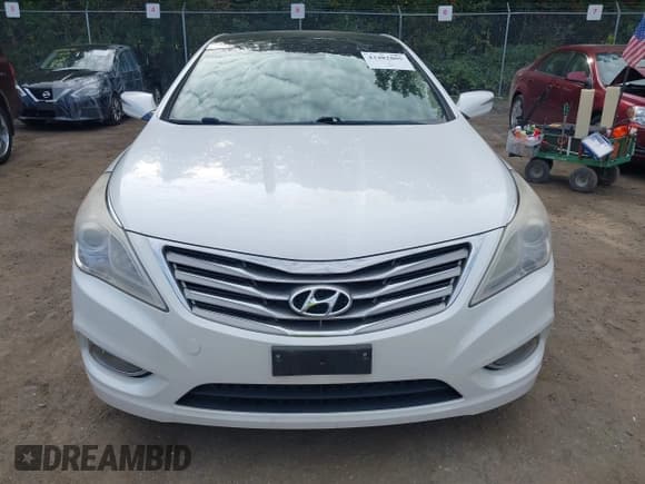 ✅ 2013 Hyundai Azera • VIN: KMHFH4JG7DA212699 • Lot: 43482805. Listed on IAAI with 197,602 mi. Free auction sales archive from the USA and detailed vehicle history report at DreamBid. Image 12.