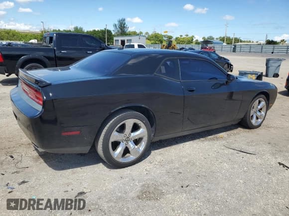 ✅ 2014 Dodge Challenger SXT • VIN: 2C3CDYAG6EH311502 • Lot: 72780224. Wystawiony na Copart z przebiegiem 91 551 mil. Bezpłatny archiwum sprzedaży aukcyjnych z USA i szczegółowy raport historii pojazdu na DreamBid. Zdjęcie 3.