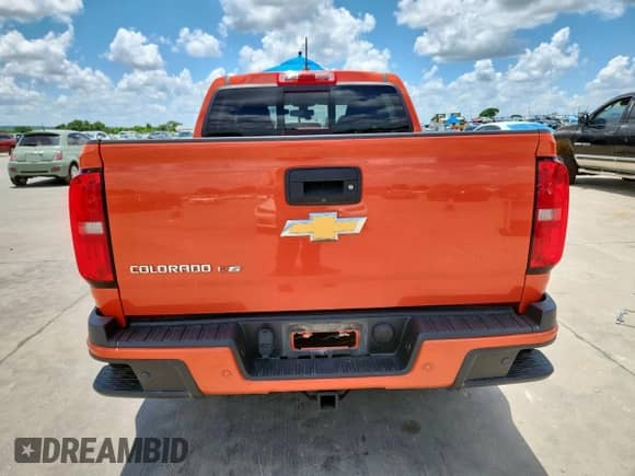 2020 Chevrolet Colorado 2WD Z71 z VIN 1GCGSDEN8L1243994, wystawiony jako Copart lot #61609345 z przebiegiem 123 428 mil mil oraz Szkoda całkowita • Salvage title. Historia ofert i sprzedaży dostępna na DreamBid. Obrazek 6.