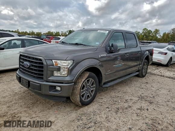 ✅ 2016 Ford F-150 XLT • VIN: 1FTEW1CP4GKF79592 • Lot: 93972435. Listed on Copart with 270,471 mi. Free auction sales archive from the USA and detailed vehicle history report at DreamBid. Image 1.