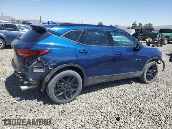✅ 2023 Chevrolet Blazer LT • VIN: 3GNKBHR40PS142219 • Lot: 69676185. Listed on Copart with 33,265 mi. Free auction sales archive from the USA and detailed vehicle history report at DreamBid. Image 3.