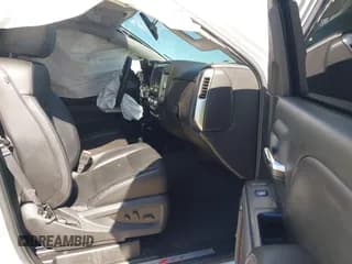 ✅ 2015 Chevrolet Silverado 1500 LTZ • VIN: 1GCVKSEC0FZ196251 • Lot: 43440754. Wystawiony na IAAI z przebiegiem 117 807 mil. Bezpłatny archiwum sprzedaży aukcyjnych z USA i szczegółowy raport historii pojazdu na DreamBid. Zdjęcie 5.