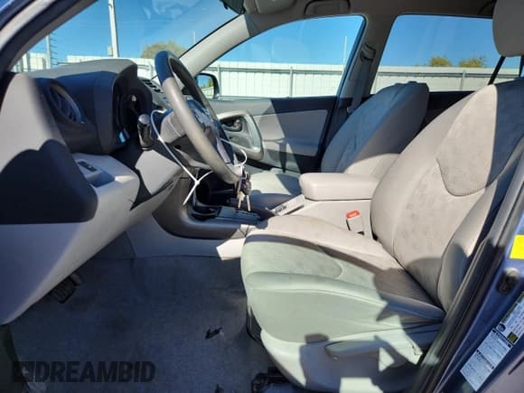 ✅ 2012 Toyota RAV4 • VIN: 2T3BK4DVXCW090676 • Лот: 83990835. Опубликован ранее на Copart с пробегом 142 222 миль. Бесплатный доступ к архиву аукционных продаж из США и подробный отчёт об истории автомобиля на DreamBid. Изображение 7.