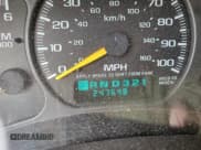 ✅ 2001 Chevrolet Suburban LS • VIN: 3GNEC16T51G199135 • Лот: 41748202. Опубликован ранее на IAAI с пробегом 247 648 миль. Бесплатный доступ к архиву аукционных продаж из США и подробный отчёт об истории автомобиля на DreamBid. Изображение 8.