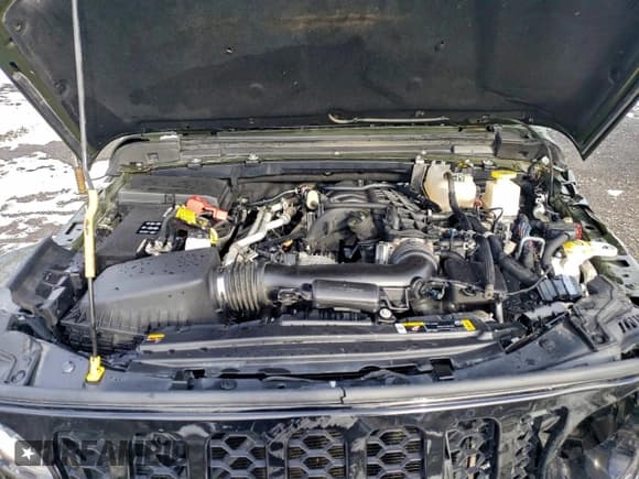 ✅ 2022 Jeep Gladiator Sport • VIN: 1C6HJTAG6NL135672 • Лот: 96065085. Опубликован ранее на Copart с пробегом 73 881 миль. Бесплатный доступ к архиву аукционных продаж из США и подробный отчёт об истории автомобиля на DreamBid. Изображение 11.