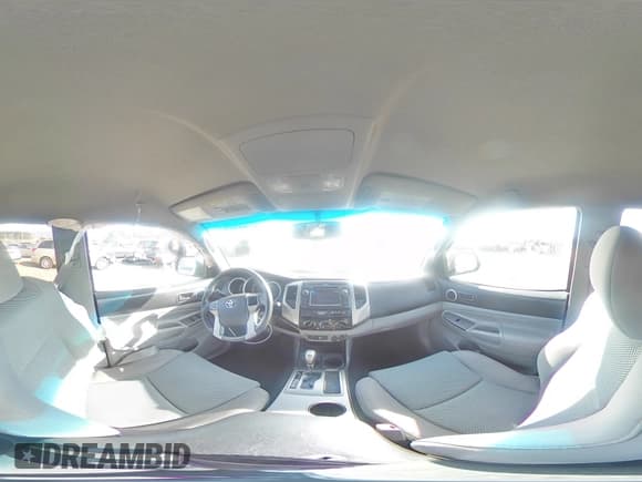 ✅ 2013 Toyota Tacoma PreRunner • VIN: 3TMJU4GN9DM152833 • Lot: 91352235. Wystawiony na Copart z przebiegiem 212 146 mil. Bezpłatny archiwum sprzedaży aukcyjnych z USA i szczegółowy raport historii pojazdu na DreamBid. Zdjęcie 14.