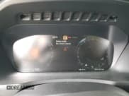 ✅ 2021 Volvo XC90 Momentum • VIN: YV4A221K2M1682645 • Lot: 84994575. Wystawiony na Copart z przebiegiem 39 483 mil. Bezpłatny archiwum sprzedaży aukcyjnych z USA i szczegółowy raport historii pojazdu na DreamBid. Zdjęcie 9.